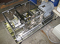 Vertical vibration coating machine