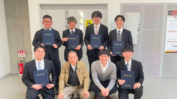 3月25日：卒業式 写真1