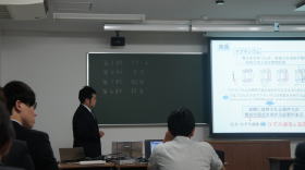 5月29日、6月5日：雑誌会 写真1